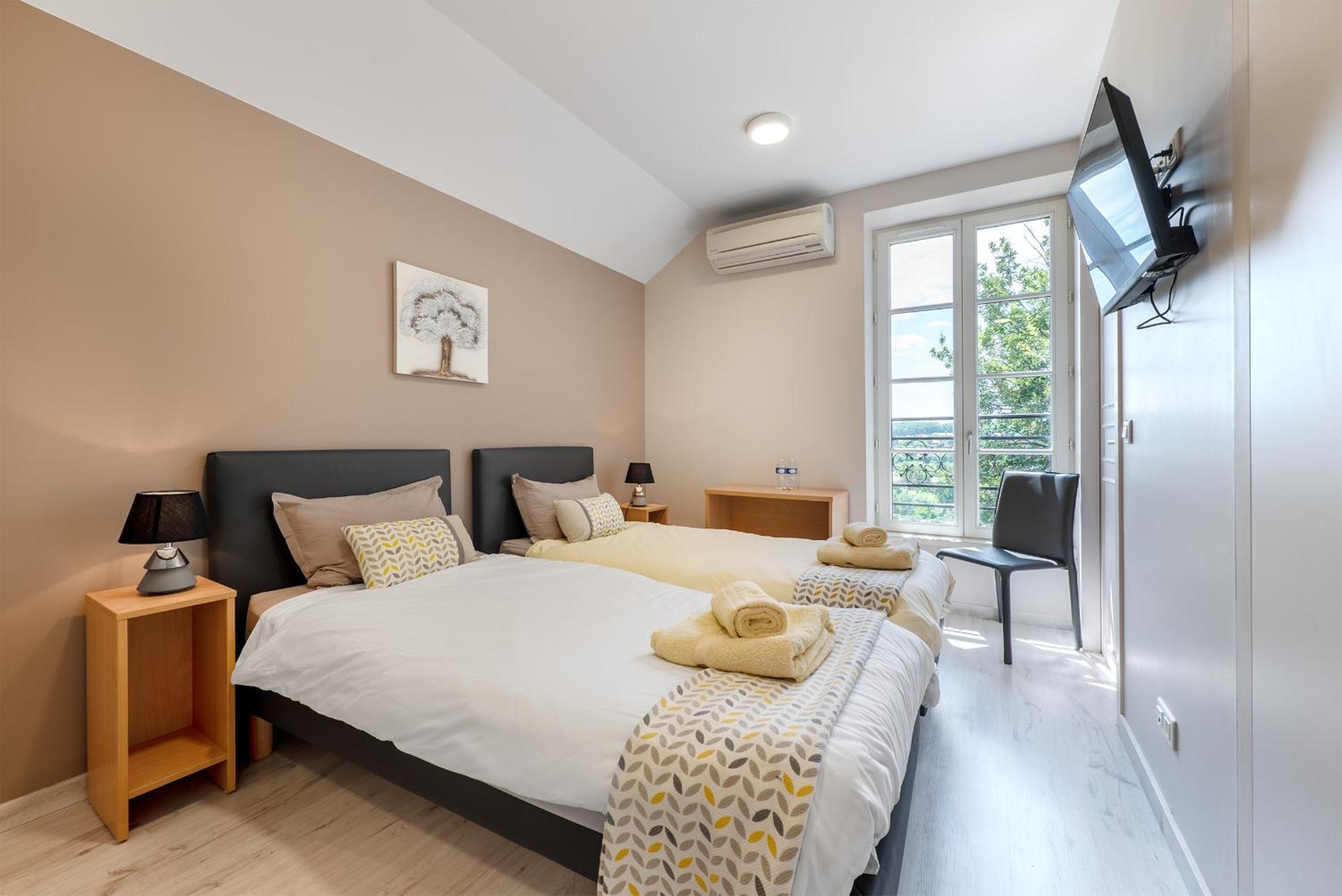 -Maison Calmels-Pmr-7 Chambres Et 7 Sdb - Proche Albi Carmaux Экстерьер фото