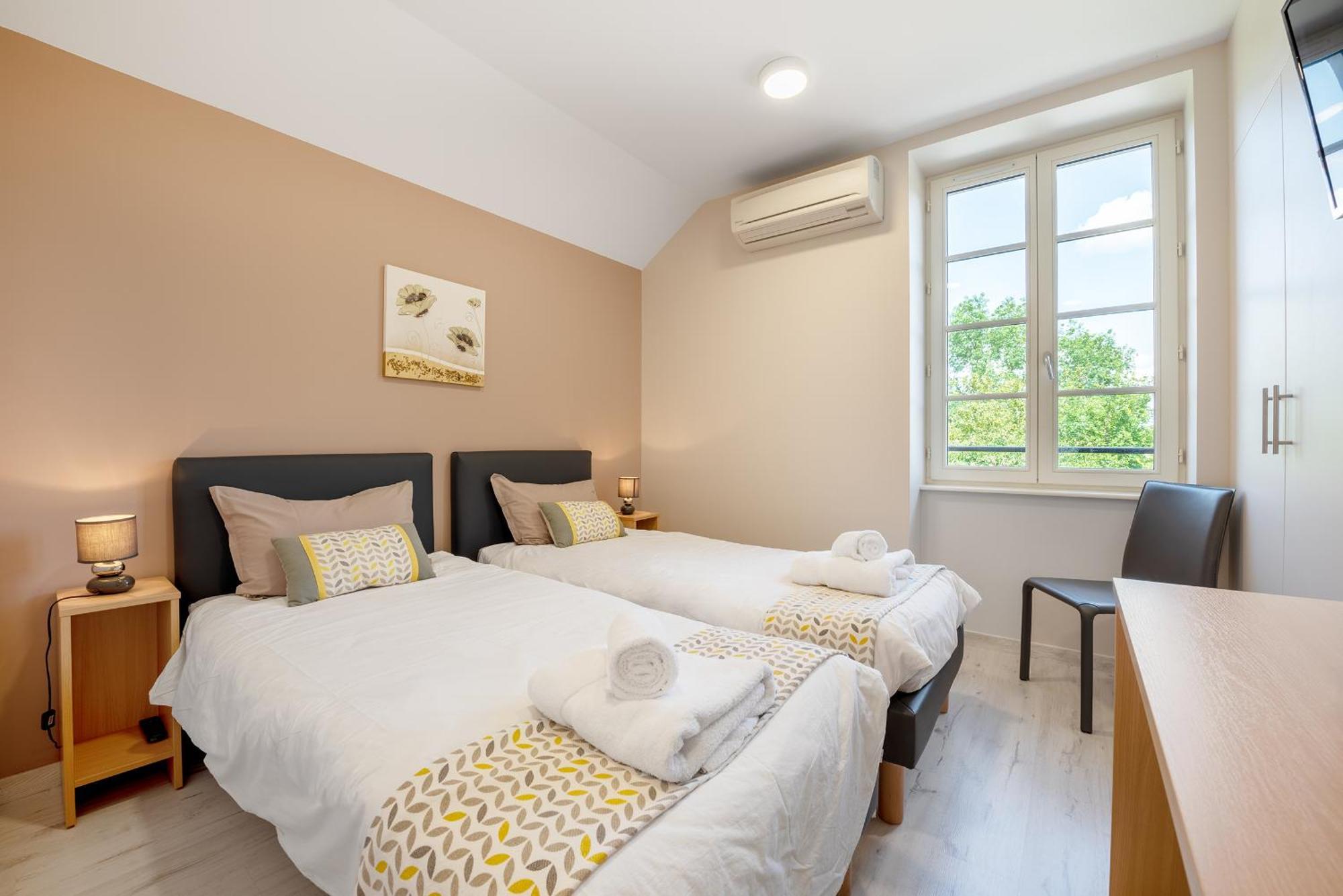 -Maison Calmels-Pmr-7 Chambres Et 7 Sdb - Proche Albi Carmaux Экстерьер фото
